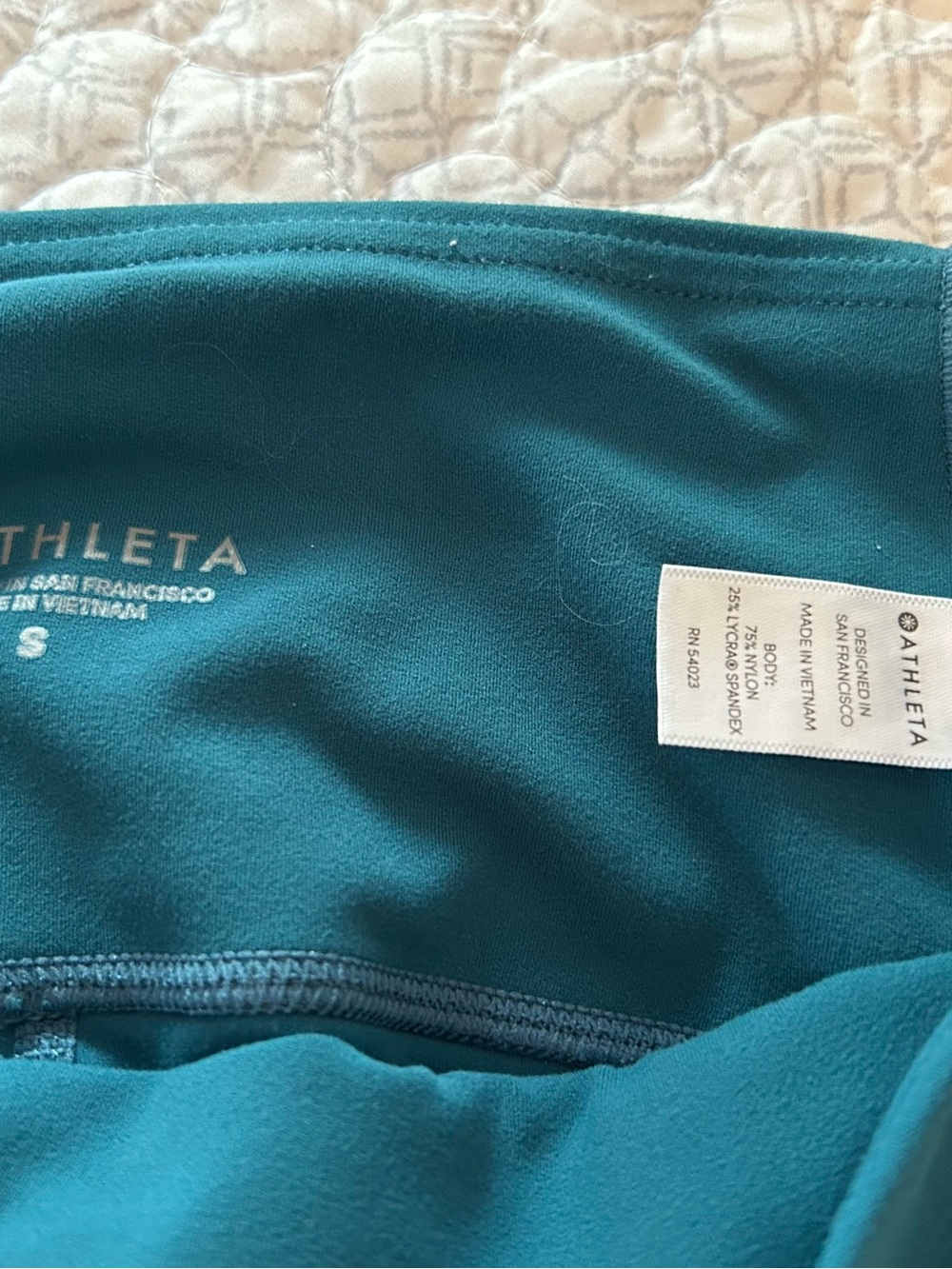 Athleta Chakra Teal 7/8 Powervita Tights with Laser Cut Design - Picture 6 of 9